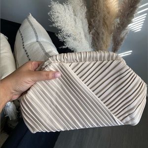 Clutch purse